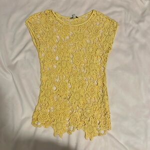 Light yellow sunflower Zara sleeveless top
